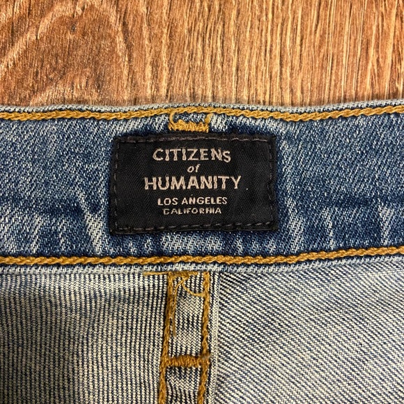 Citizens of Humanity Chloe Jeans in Mid Denim Wash - Picture 7 of 15